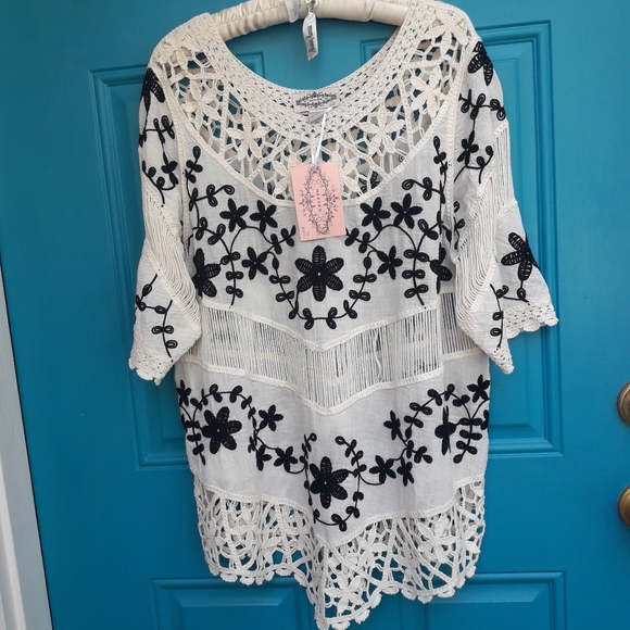 NEW Boho Top Embroidery Crochet Hippie Style Clothing Cut Embroidered Flowers ML - Picture 8 of 8